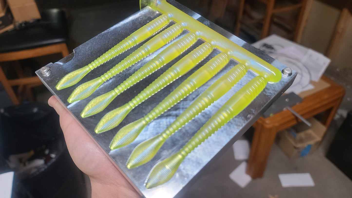 4.6" Neko Crawler - 7 pack